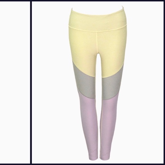 NWT Outdoor Voices 7/8 Springs Colorblock Leggings - Picture 2 of 7